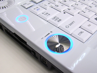 Illustration for article titled Toshiba Full HD Qosmio G40 comes with Santa Rosa and HD-DVD-R